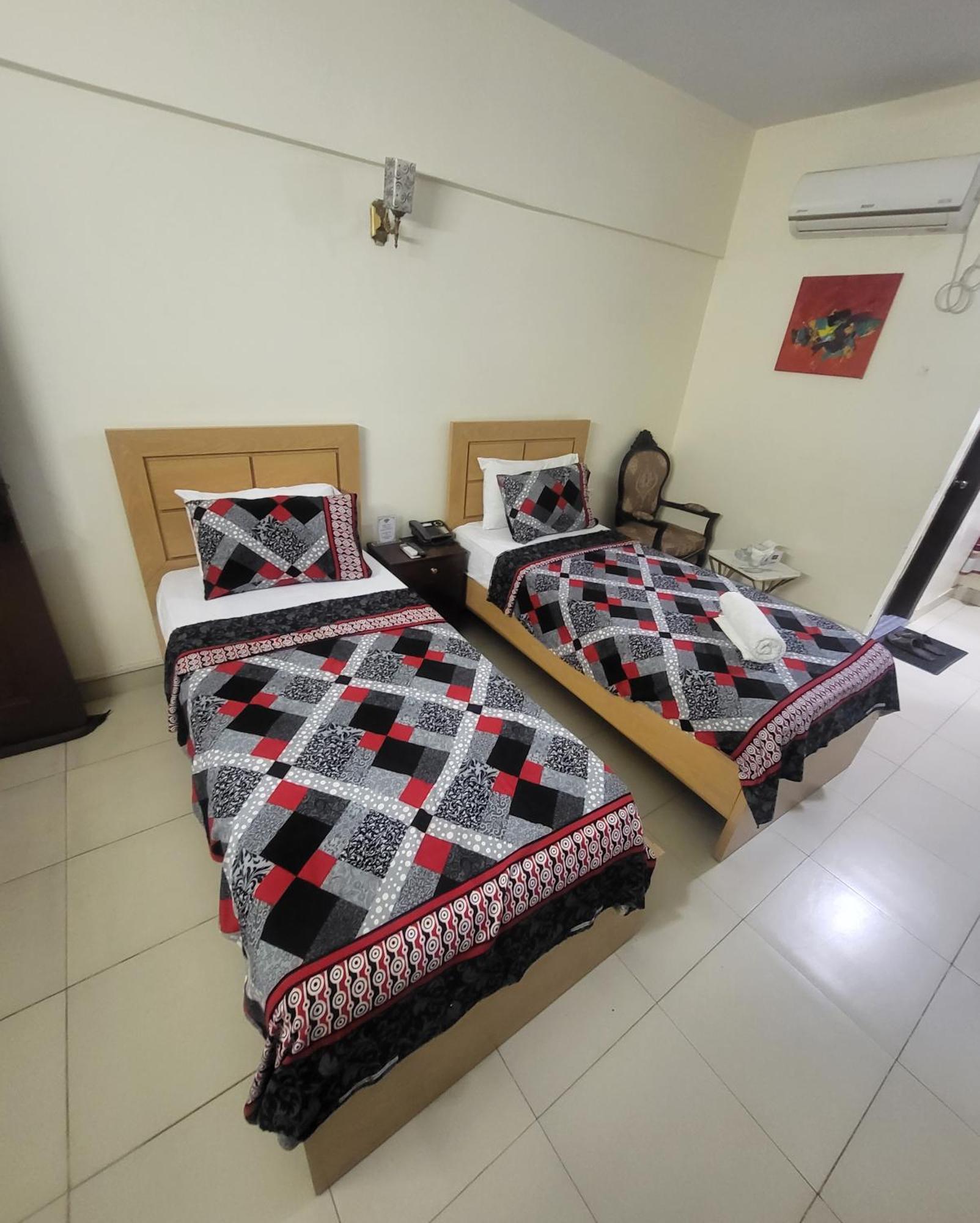 Hotel Rooms Dha 카라치 외부 사진